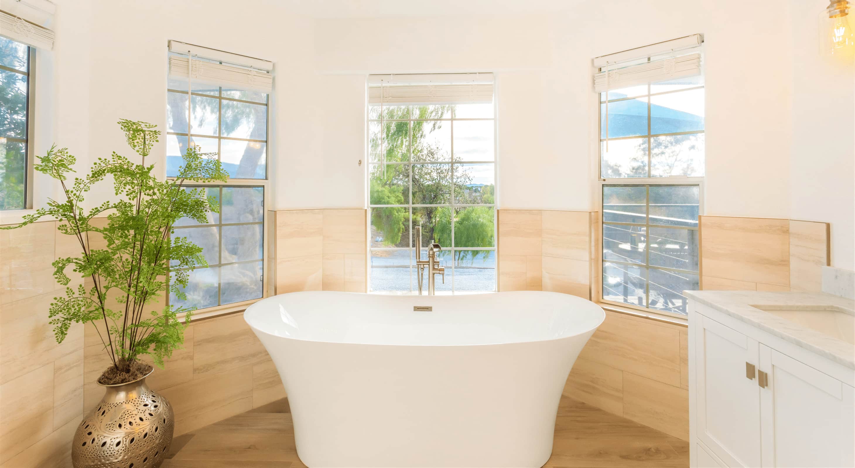 luxury bath in the Naples Suite at boutique resort in Temecula, CA Wine Country