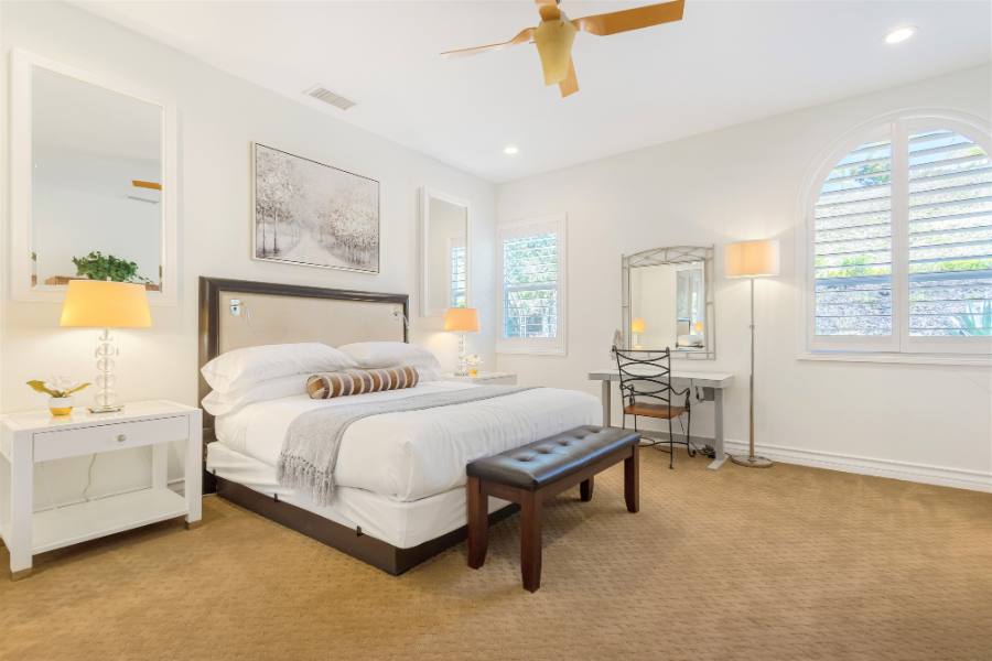 Beautiful room with King bed at Temecula Inns