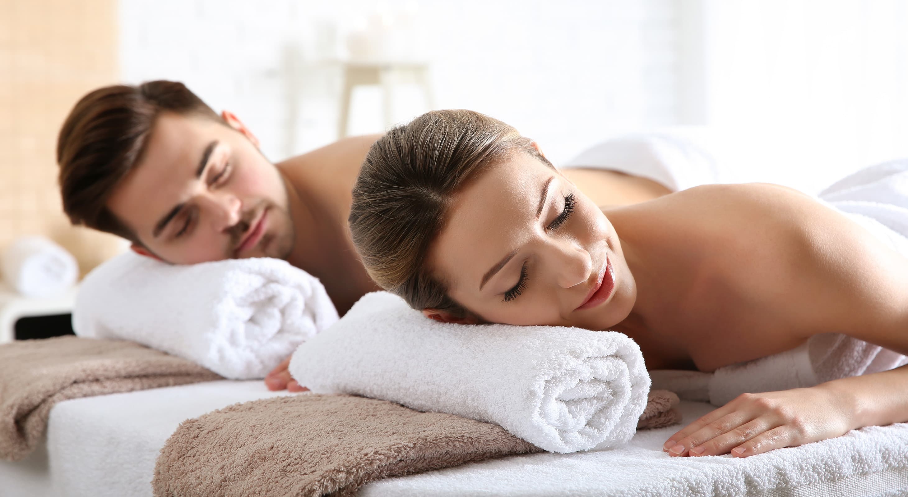 couple enjoying a relaxing massage